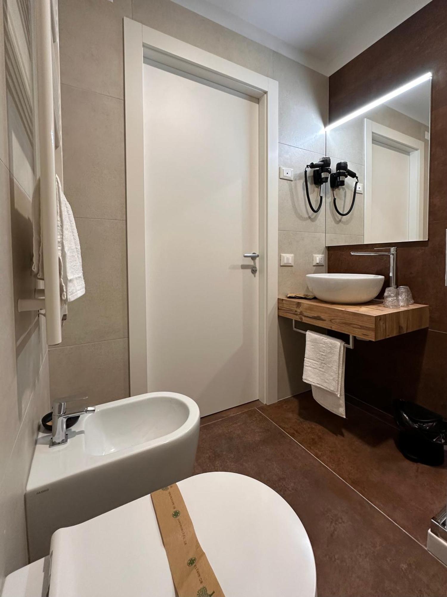 Hotel Collegio Amdg Venedig Zimmer foto